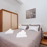 Apartment Enzzo *