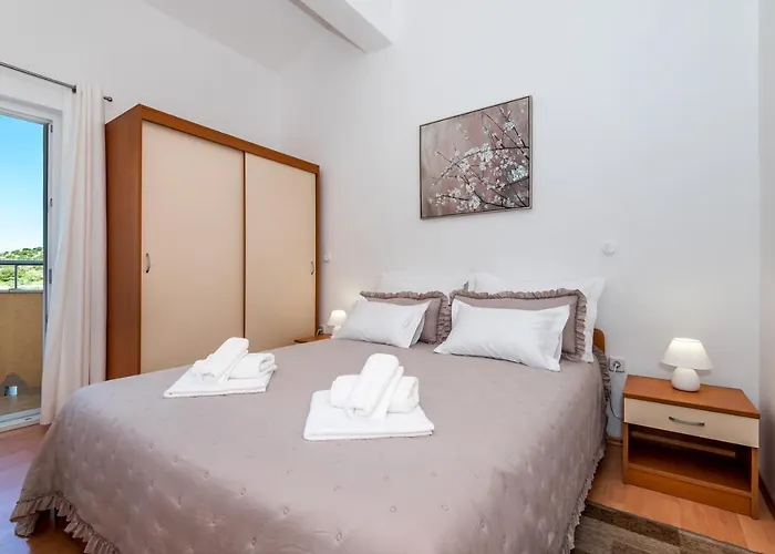 Apartman Enzzo *
